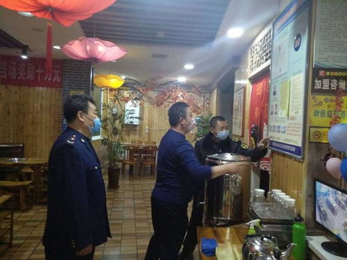 麥積區(qū)市場監(jiān)督管理局開展疫情防控期間餐飲服務單位夜查工作
